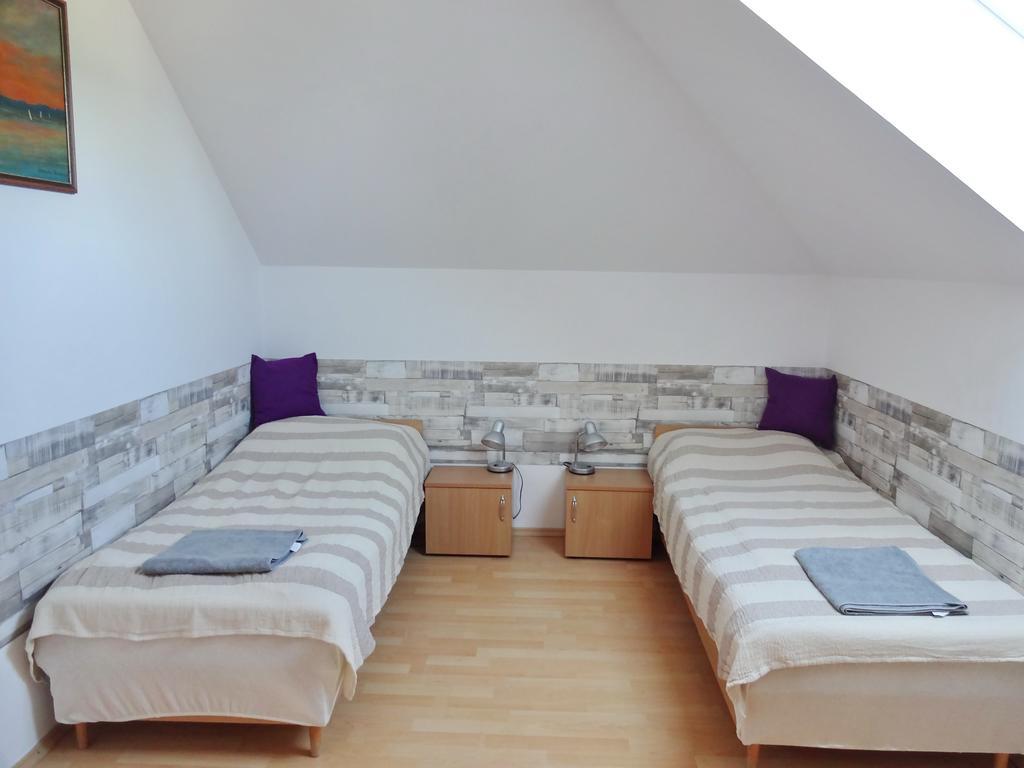 Albizia Apartments 블로톤퓌레드 외부 사진